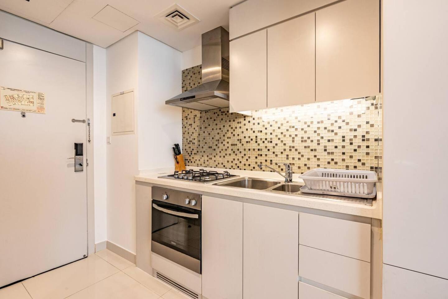 Stylish Cozy The Voleo Apartment Dubai