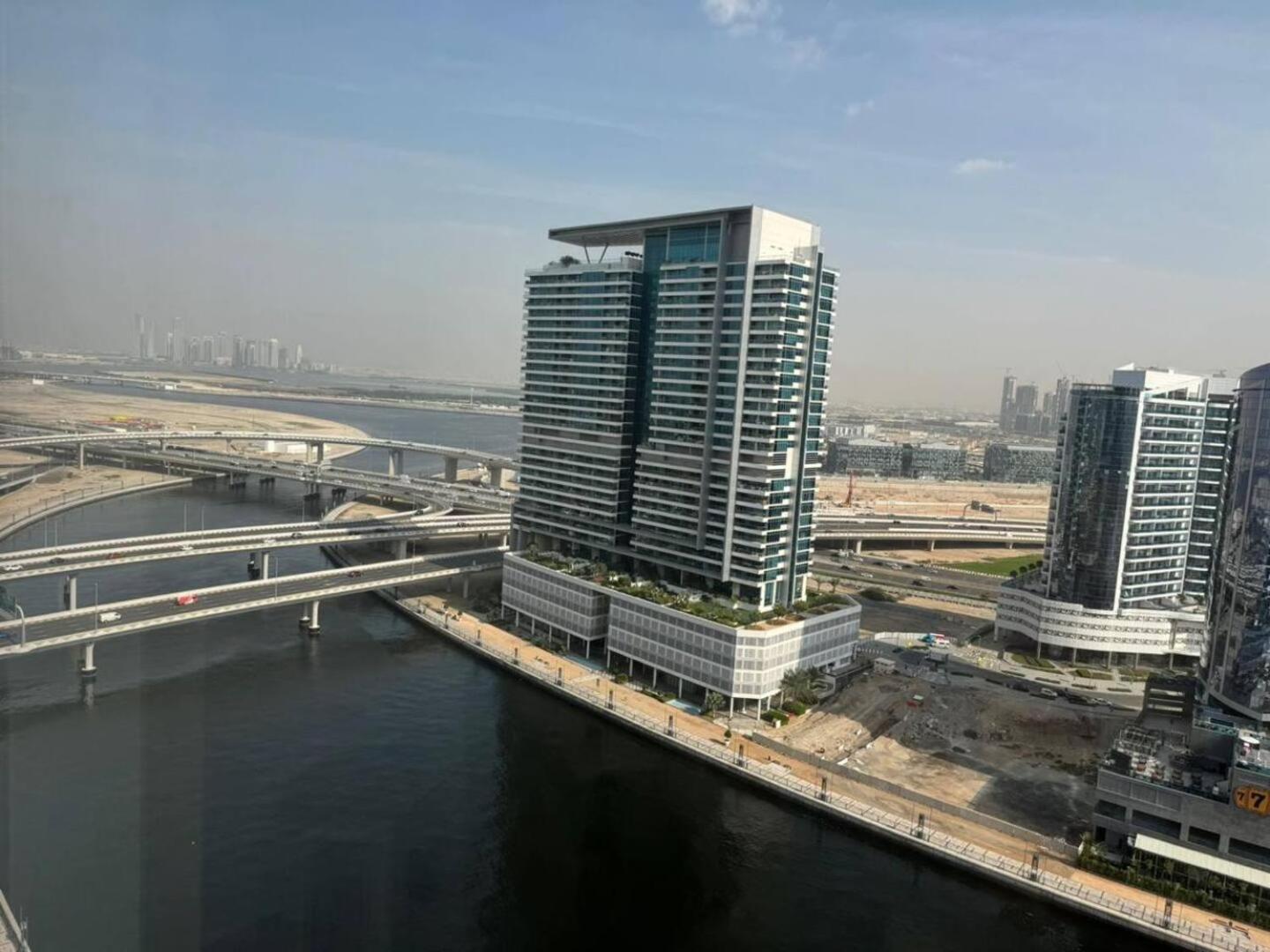 Stylish Cozy The Voleo * Dubai